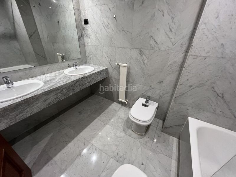 Foto 0a31b81f-b11f-4e91-a80d-c596715620fb. Rent flat with heating parking in Artatza-Pinueta-Pinosolo Leioa