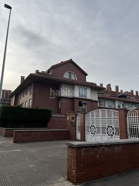 Foto 26920ea1-b463-45a7-921d-f47fbafe418a. Rent flat with heating parking in Artatza-Pinueta-Pinosolo Leioa