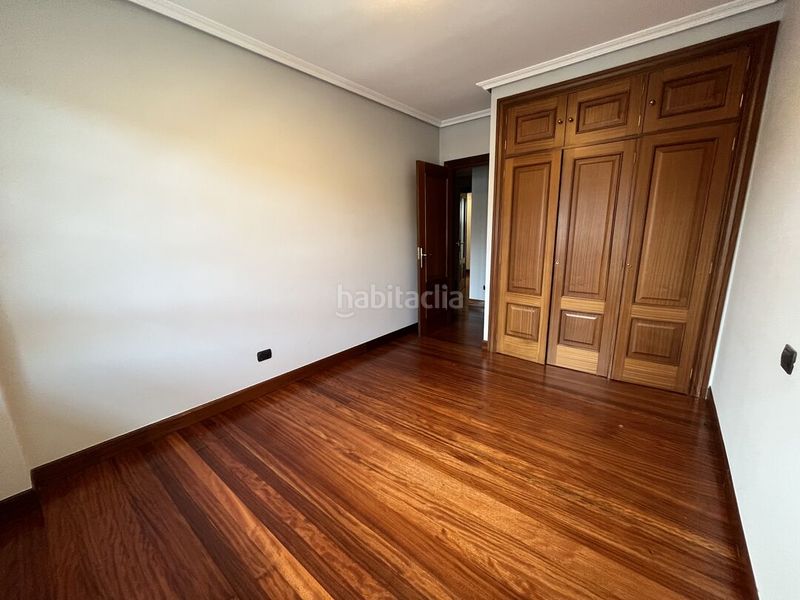 Foto f5d73c33-0a9e-445b-b5c8-83b1c475f595. Rent flat with heating parking in Artatza-Pinueta-Pinosolo Leioa