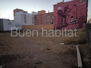 Terreny residencial a Avenida nueve de octubre 135. Oportunidad única de solar urbano en puerto de sagunto para cons