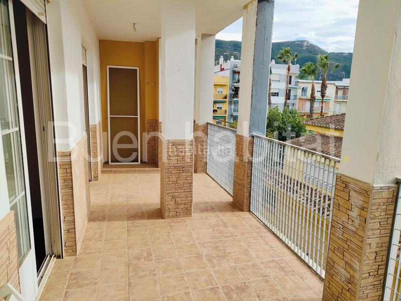 Foto 8064936a-c590-4164-b7fd-2c0e673fae80. Alquiler ático piso disponible en Vallada