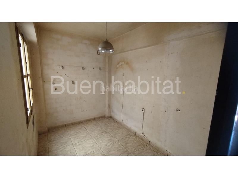 Foto f3cedbc1-2df1-4ad3-a18c-ed759af3812a. Piso  en venta en vilareal en Avenida Alemania-Italia Villarreal / Vila - real
