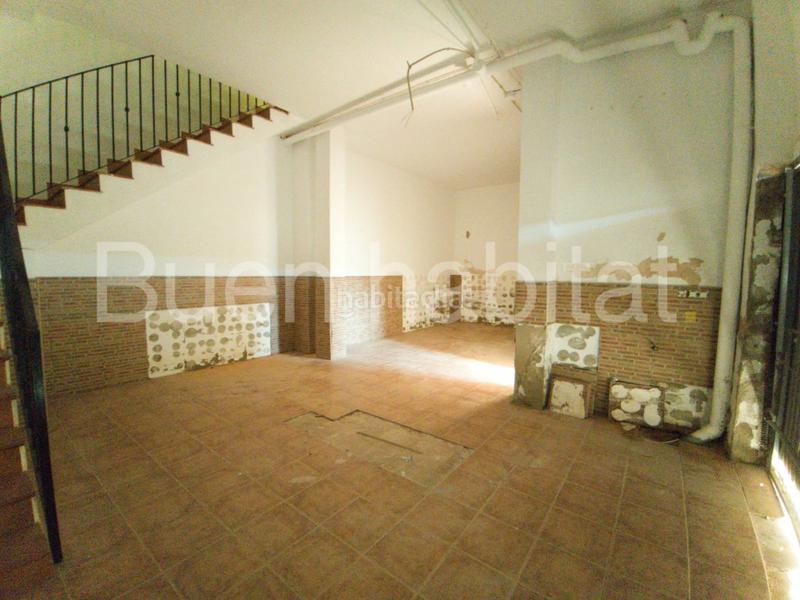 Foto 15504dd9-3d2d-4aaf-bfb4-3f232b7efe8b. Xalet amb aparcament a Turís