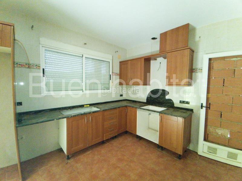 Foto dfa24b24-12c2-4fe1-a30c-ca2f7bb0af27. Xalet amb aparcament a Turís