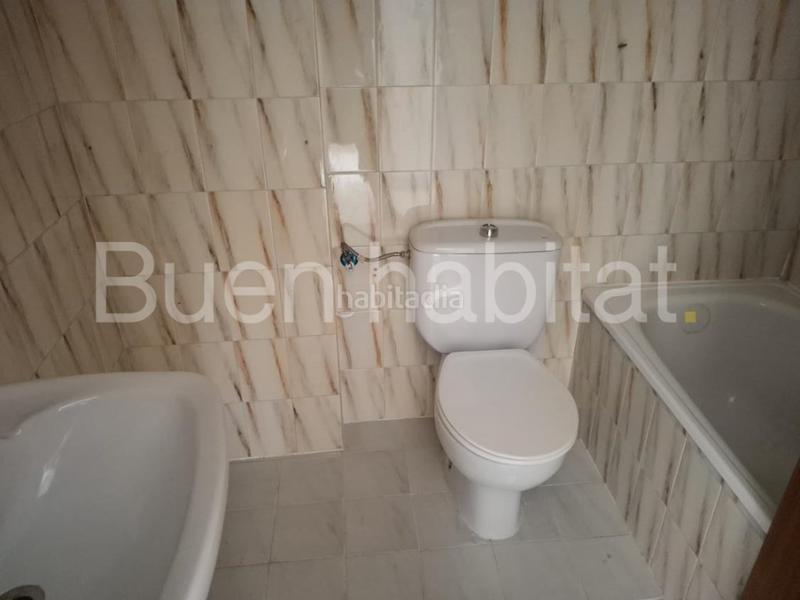 Foto 165b7576-4b51-4f18-aa94-14ff77d2f805. Piso  en venta en la roda albacete en Roda (La)