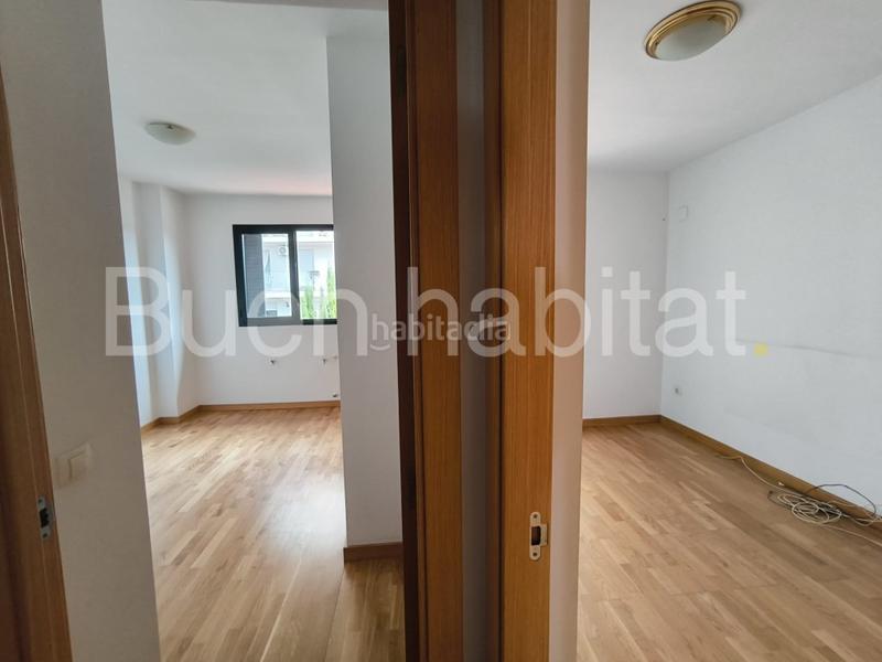 Foto 7a0db145-52a3-4905-99e2-14aa8917dc5d. Casa adosada en calle d'ares del maestrat 9 casa familiar en venta en Paterna