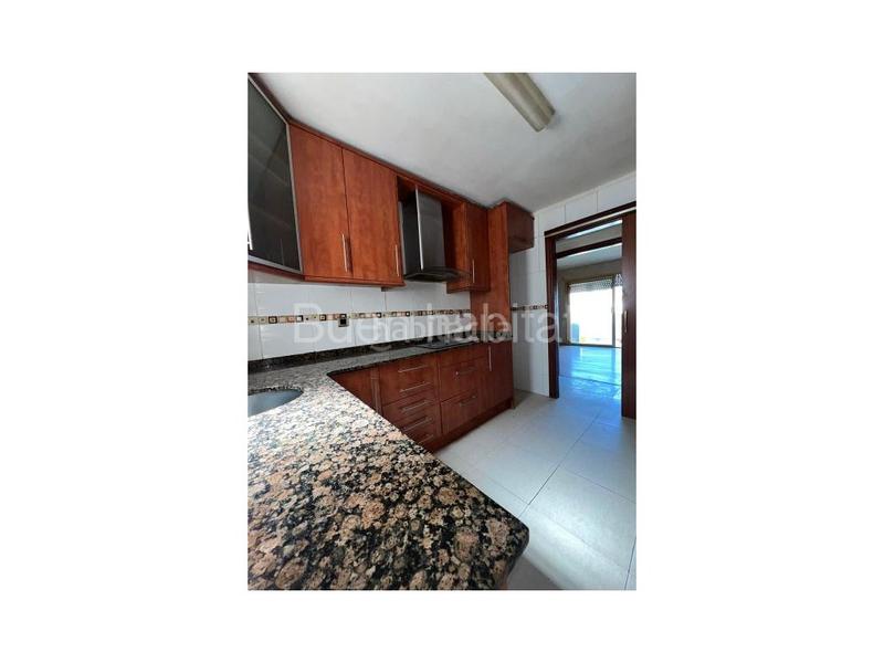 Foto 102b0c3e-461b-4491-ade6-a3028f7f08d5. Flat in calle alcalde joan bertran 38 in Ponent Reus