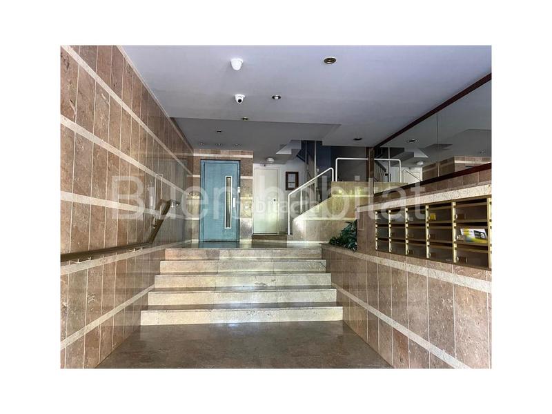 Foto 7e9e58d3-8044-4d10-827f-c5c0e221e1e8. Flat in calle alcalde joan bertran 38 in Ponent Reus