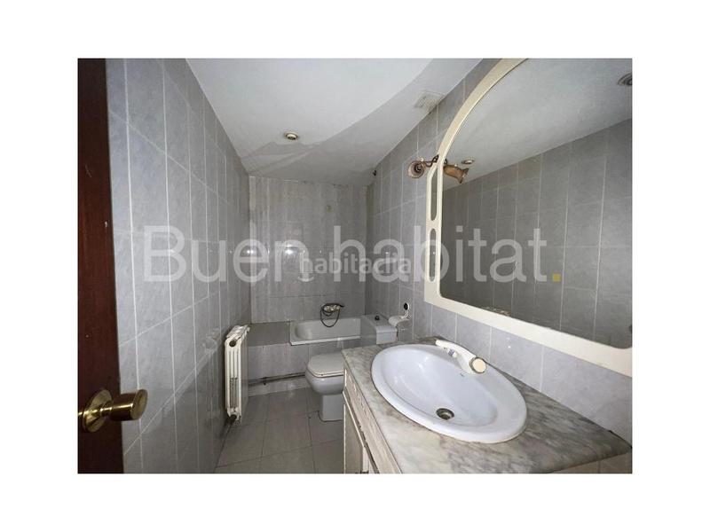 Foto 8c08ade1-e95a-4f56-b27f-6a36abe99e5e. Flat in calle alcalde joan bertran 38 in Ponent Reus