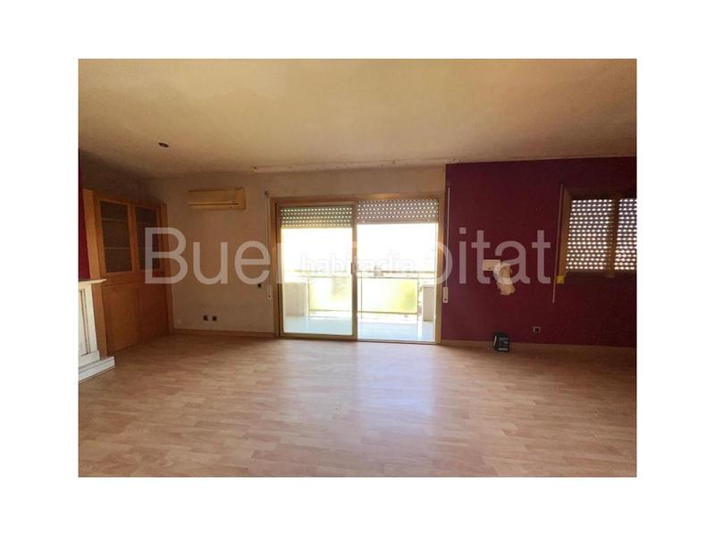 Foto b4a1090d-98b1-4705-9d22-080b717c89a3. Flat in calle alcalde joan bertran 38 in Ponent Reus