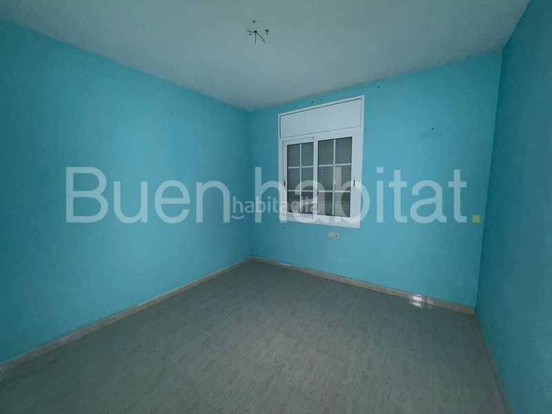 Foto 191fd250-1506-4bac-b59f-012e2a9ae781. Casa adossada amb aparcament piscina a Calafell poble Calafell