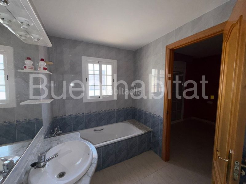 Foto d5183701-61ca-416f-9e12-990cc2983cef. Casa adossada amb aparcament piscina a Calafell poble Calafell