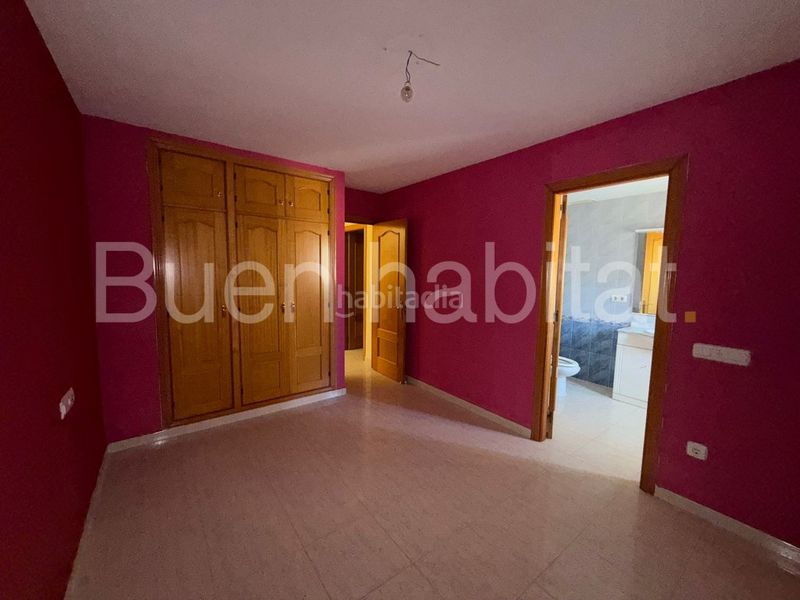 Foto f3e8b4aa-4b50-4fa5-b8b0-e5867afdca4d. Casa adossada amb aparcament piscina a Calafell poble Calafell