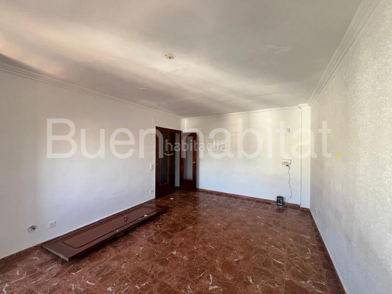 Foto 1bbb7557-ad4c-4b9c-baa9-89098134bf00. Pis a calle industria 6 a Santa Bàrbara