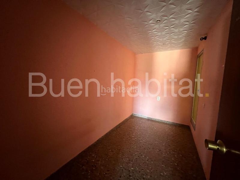 Foto 510fdca1-1763-444b-811d-f10b261ce837. Pis a calle industria 6 a Santa Bàrbara