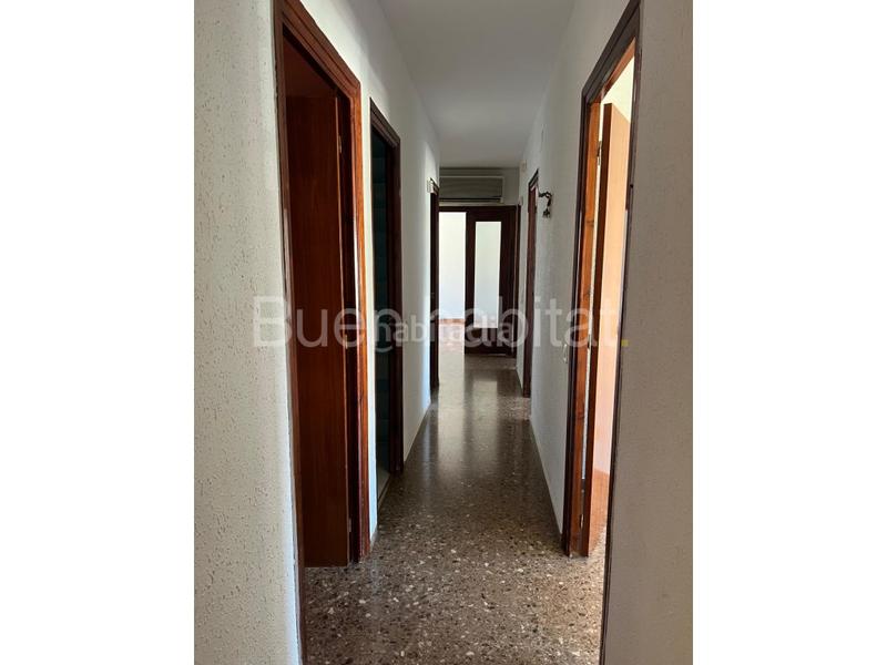 Foto 57a1b939-a6ce-44c2-868d-ba3124d9effc. Pis a calle industria 6 a Santa Bàrbara