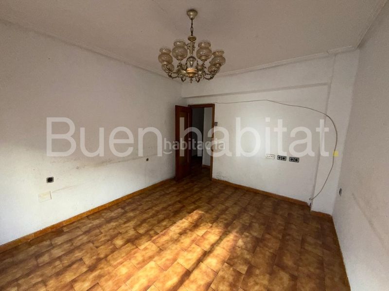 Foto 4e4f2fa6-4462-4f1d-b3c3-3d76ac89d5c9. Pis a calle padre viñas 88 a Els Orriols Valencia