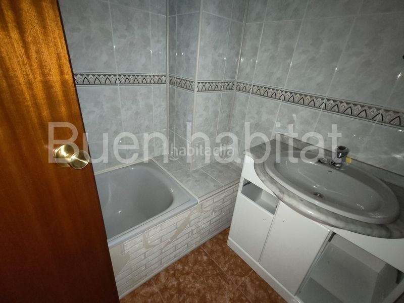 Foto e6266184-e4dc-4fd4-b215-02f5fefd1878. Pis a Alcora (l´)