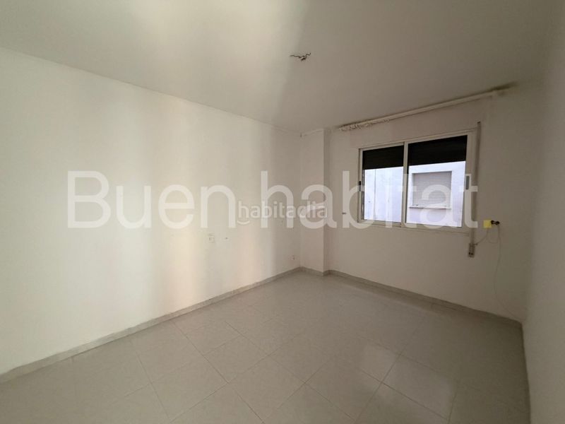 Foto 71bd1283-a369-4df4-a1b3-1a38d3d0a1cb. Pis a calle pont (del) 50 a Casco Urbano Vinaròs