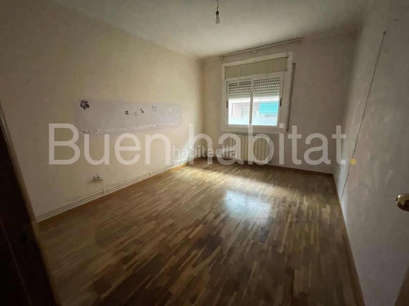 Foto b898fe91-dcb4-4049-9d67-c421d4e6efb8. Pis amb calefacció a Vinyets-Molí Vell Sant Boi de Llobregat