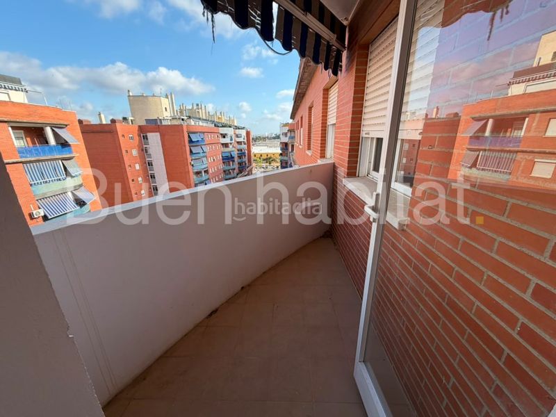 Foto 3179e1b2-fe63-47fa-a289-4c2e1d8cf8f5. Pis amb aparcament a Alaquàs