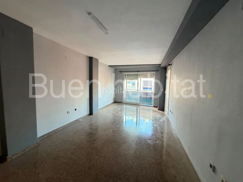 Foto aff57cb8-6dcb-4412-b202-503eebabf8f7. Pis amb aparcament a Alaquàs