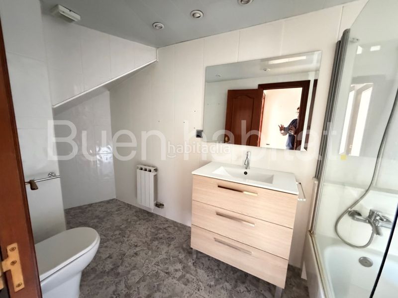 Foto 63784adb-8816-4e57-a700-90f53d5e6978. Ático atico duplex en venta. rubi. en Ca n´Oriol Rubí