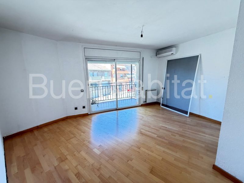 Foto c6a47be2-fcd0-4967-b429-b72572de1036. Ático atico duplex en venta. rubi. en Ca n´Oriol Rubí