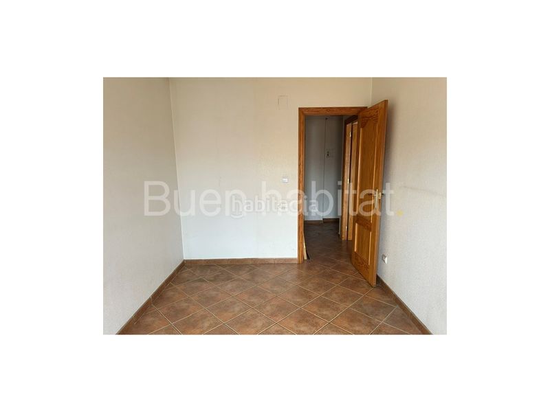 Foto 5148f5b7-8a3f-4fa1-ac64-b4433cd992f4. Pis a Almoradí