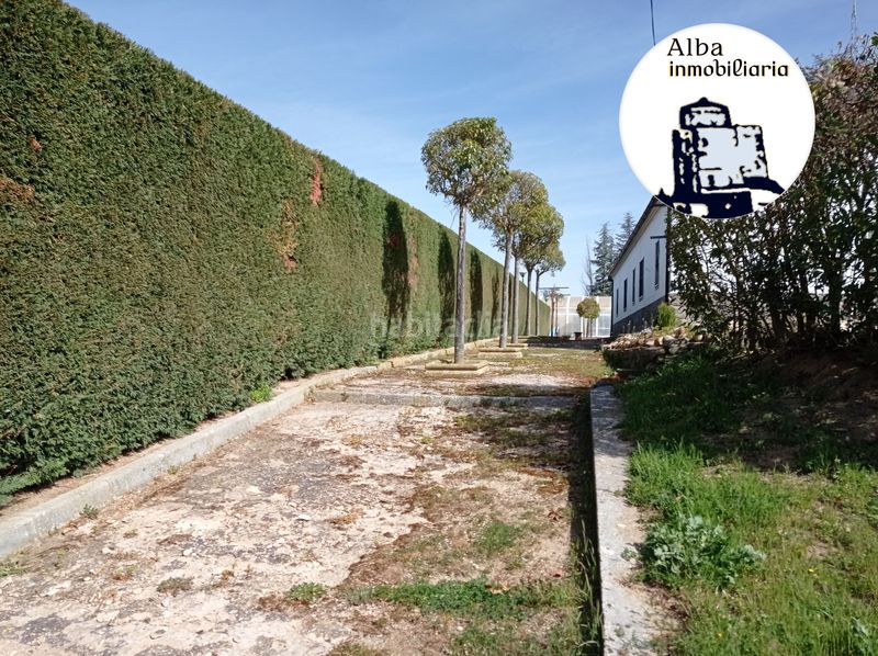 Foto 8f39d159-f890-4f66-ac5a-ea4004aedf72. Chalet  independiente en Alba de Tormes