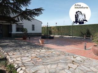 Xalet a Camino otero 5. Chalet independiente