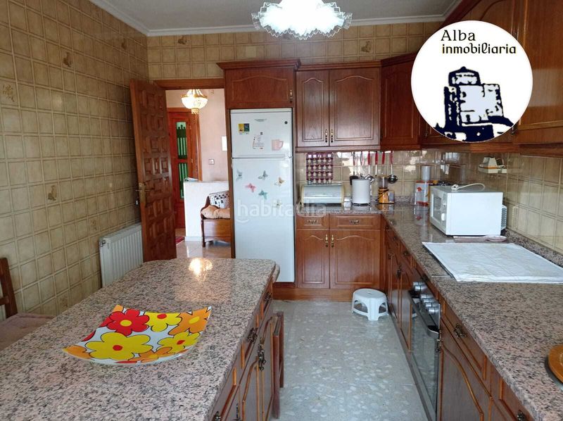 Foto cd9a1b63-0b47-4882-b794-9a4d9f9e57b8. Masia a calle el progreso 16 a Pedraza de Alba