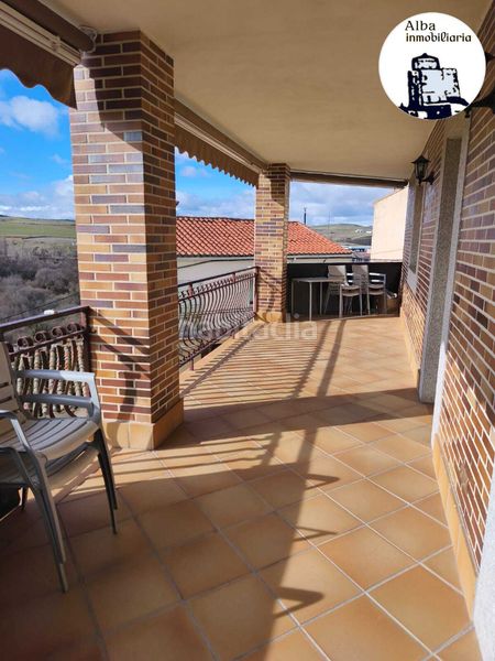 Foto 77d4e1da-bed3-4033-8bd6-b0c4b8fbb130. Chalet in paseo terrero 4 in Alba de Tormes