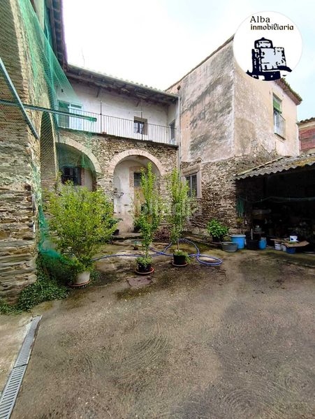 Foto a198185f-870e-4f74-9743-5f15e8ba4d28. Casa a calle bulevar 3 a Alba de Tormes