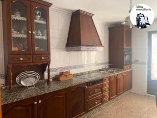 Pis a Calle manterola 9. Vivienda excelentes calidades