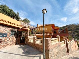 Maison  Canónigo de toledo. Chalet independiente en barriada la mosca, el palo, malaga