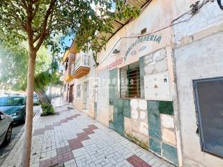 Xalet a Montiel 32. Chalet adosado en el palo, malaga