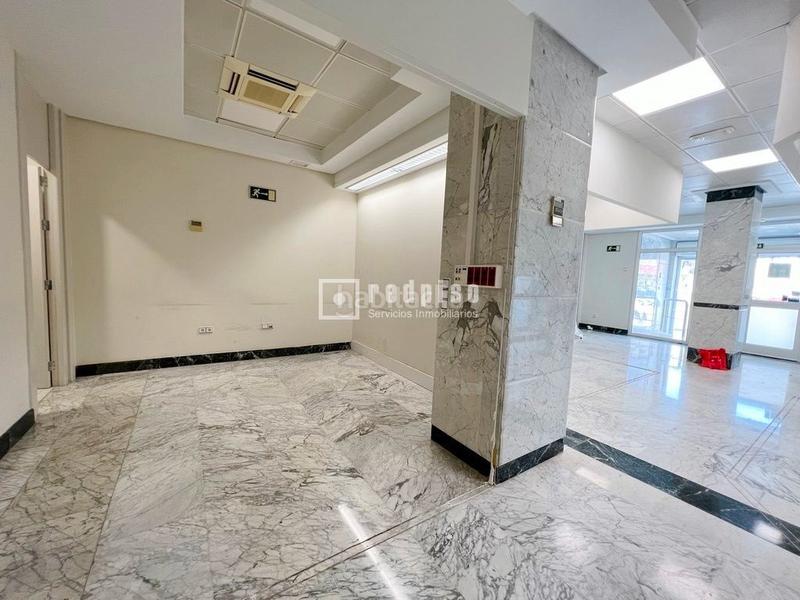 Foto fe31daeb-2ae5-438f-a7fd-297c7f05205a. Business premise in El Palo Málaga