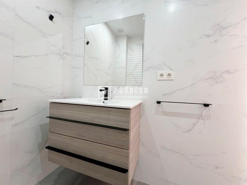 Foto 70851152-f0c9-427c-a3b8-52c06bb560dd. Piso  en El Palo, malaga en El Palo Málaga