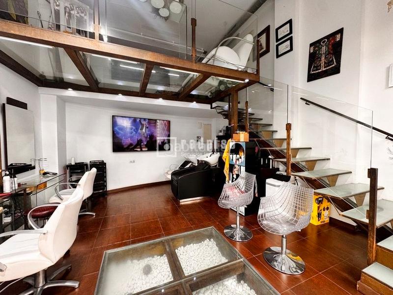 Foto d9d6c62e-4856-48e3-9e41-94c9470e472b. Geschäftsraum in El Palo Málaga