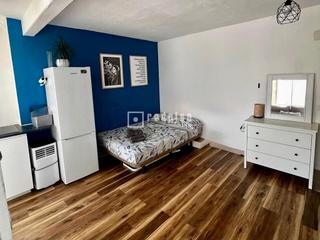 Location Studio à Manantiales-Estación de Autobuses. Estudio renovado en el corazon de torremolinos a 10 minutos de l