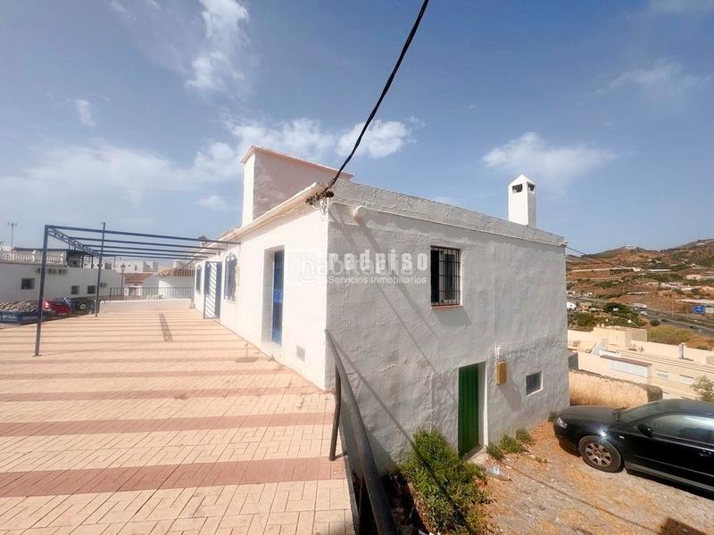 Foto aef31fa6-ecd5-4101-9936-aab1bba4b1c8. Casa a Torrox pueblo Torrox