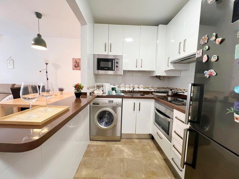 Foto 1f2b3698-a969-4d0c-befc-2dcab0bf60a3. Appartement avec parking piscine dans La Cala del Moral Rincón de la Victoria