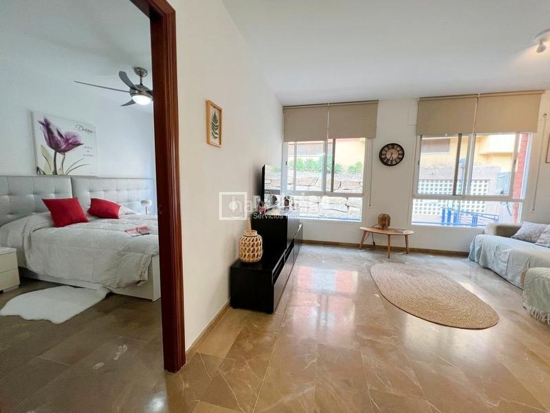 Foto e8255c8c-d7c7-4b91-90fd-1ae77cb6c7b1. Appartement avec parking piscine dans La Cala del Moral Rincón de la Victoria