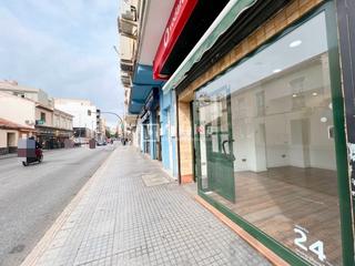 Location Local commercial  Almeria. Alquiler de local en el palo, malaga