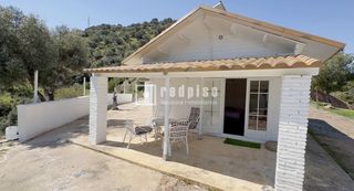 House in Olías. Finca rustica en los montes de malaga
