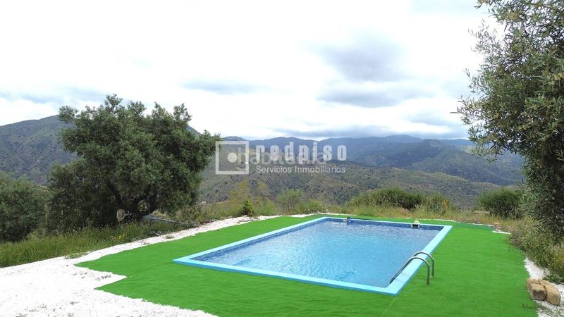 Foto e23f3232-e97e-4e9f-b42d-6446ae912274. Casa a Olías Málaga
