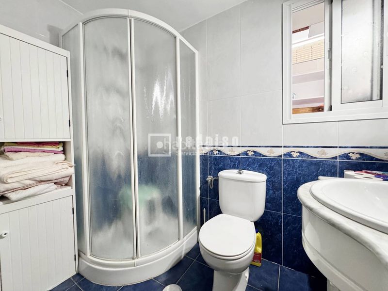Foto f9d99e01-ba0c-4db2-8861-0246fd3abf58. Piso en El Palo Málaga