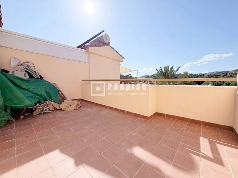 Foto 3be8d6f1-1e16-478f-875e-9cdd5590a3e2. Xalet amb piscina a Chilches