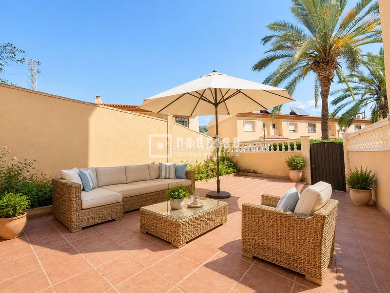 Foto aac9ec4c-6809-4e79-b314-90f8a1b92208. Xalet amb piscina a Chilches